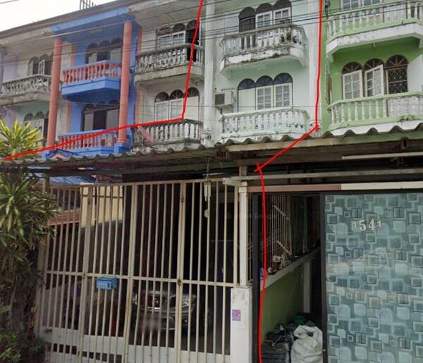 ขายตึกแถว 3 ชั้นครึ่ง ย่านบางแค (2.9 ล้าน) เข้าได้ 2 ทาง เหมาะสำหรับทำธรกิจ อยู่อาศัย และ โกดังเก็บของ โทร 0867817589