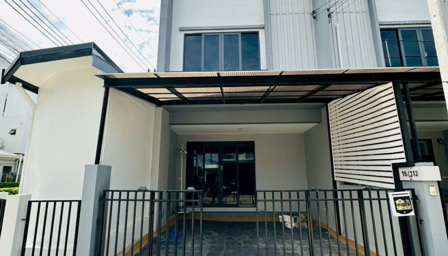 🏡 ขายทาวน์โฮมหลังมุม 2 ชั้น เฌอ บางขุนนนท์