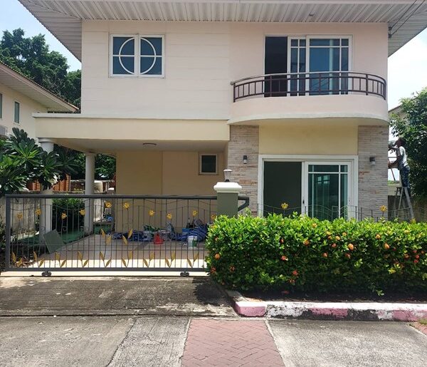 ขายบ้าน 2 ชั้น พร้อมที่ดิน 59.5 ตรว. หมู่บ้านศุภาลัย พาร์ควิลล์ 5 มี 4 ห้องนอน 4 ห้องน้ำ ราคา 9.2 ลบ. ต่อรองได้ โทร 0819308276