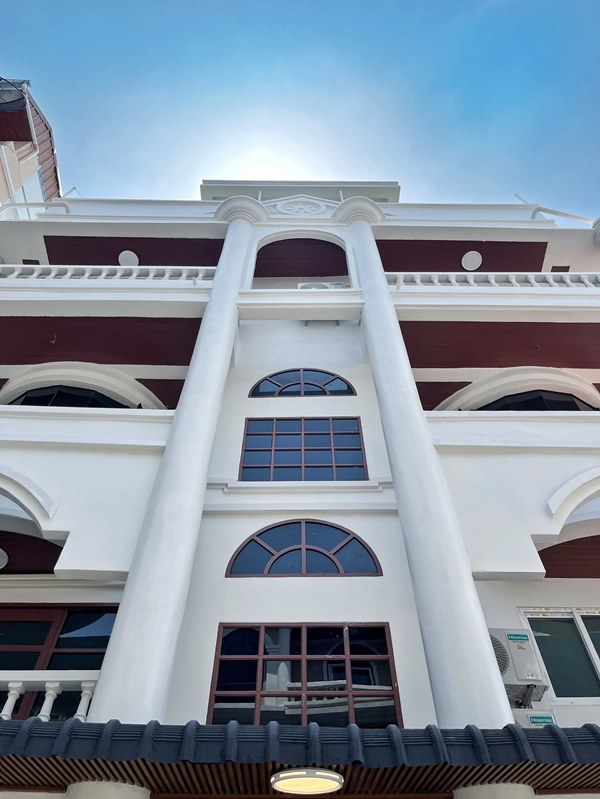 (Owner Post) ปล่อยเช่า White Mansion -บ้าน 5 ชั้นหรู ใจกลางกรุงเทพฯ ทองหล่อ ซอย 25 ใกล้BTS โทร 06-3559-5941