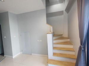 โฮมออฟฟิศ ขาย HomeOffice-For-sale-Ratchada32,Chokchai4, ลาดพร้าว ทำเลเลียบด่วนเกษตรนวมินทร์รัชดา32 Wanghin,Naknivas โฮม3ชั้นเหมาะสำหรับทำโฮมออฟฟิศ