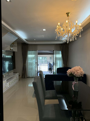 ขาย ทาวน์โฮม ทาวน์โฮม3ชั้นใกล้นครอินทร์ 出售房屋｜拉玛5路 บ้านกลางเมืองราชพฤกษ์–พระราม5 出售三层联排别墅 BaanKlangMuangRatchaphruek–Rama5